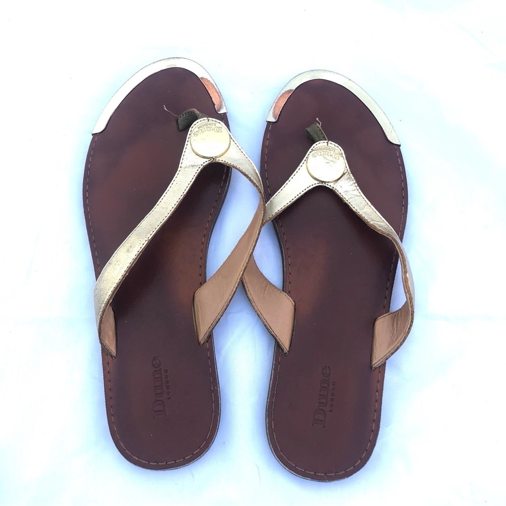 Dune London Gold Leather Flip Flops Sandals sz 7,5
